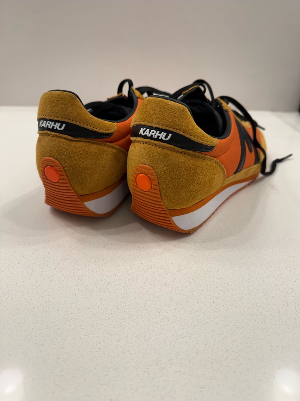NWOT KARHU Mestari Jaffu Orange/Black Sneakers Sz 8 in womens. - Picture 10 of 13